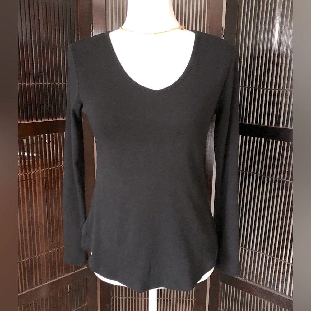 Cynthia Rowley Perfect Black Long Sleeve Top size small